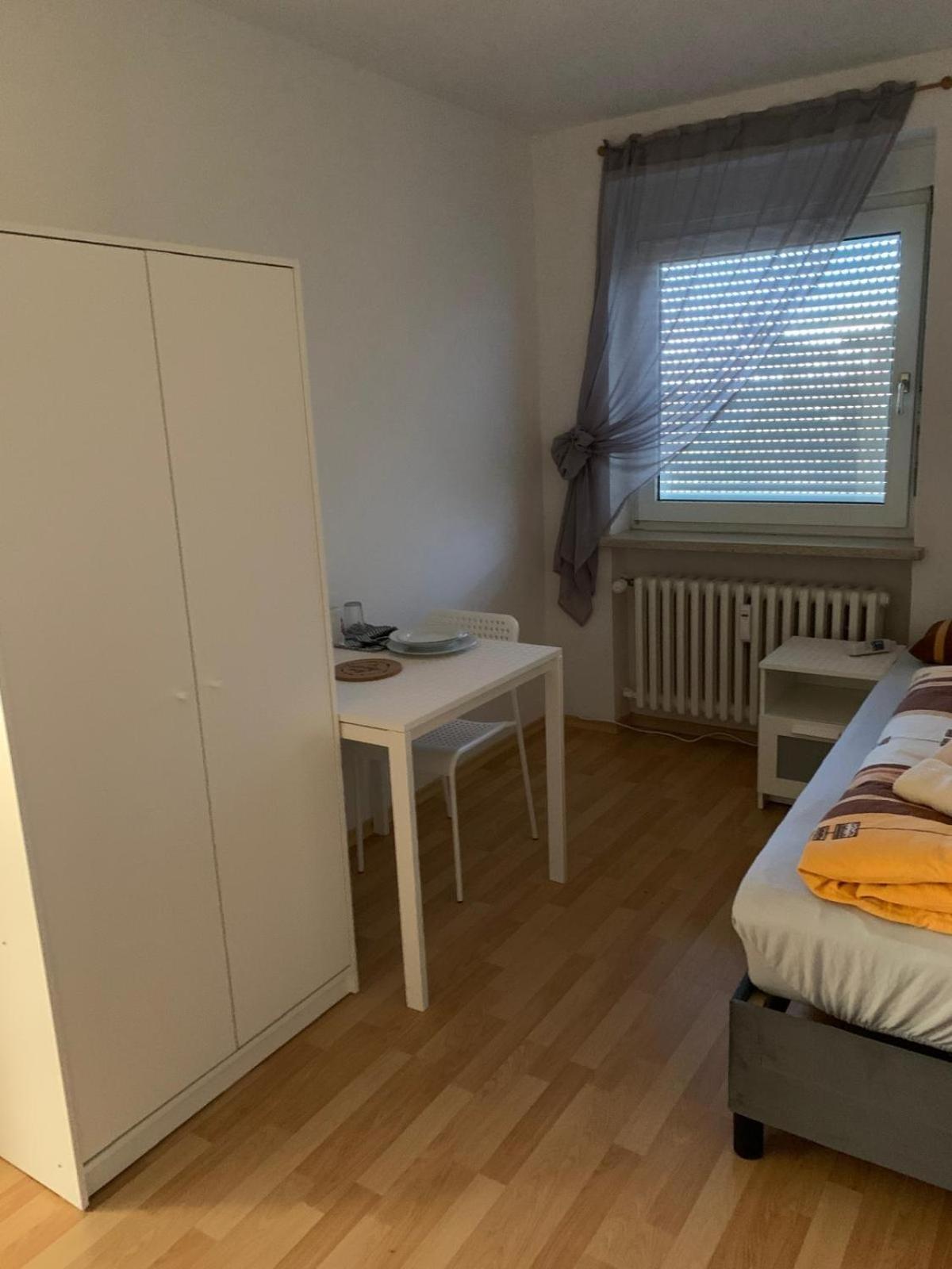 ZV-Scholtz Monteurswohnungen Burgkirchen an der Alz Exterior foto