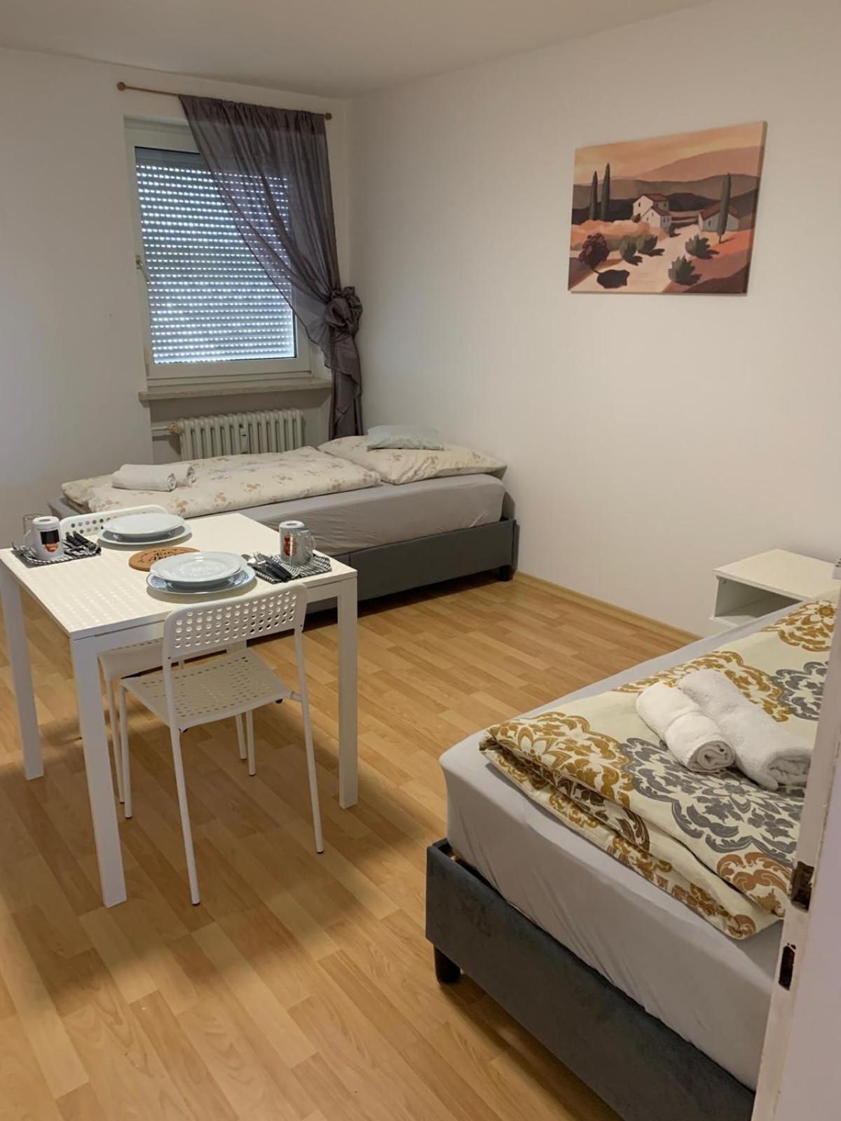 ZV-Scholtz Monteurswohnungen Burgkirchen an der Alz Exterior foto